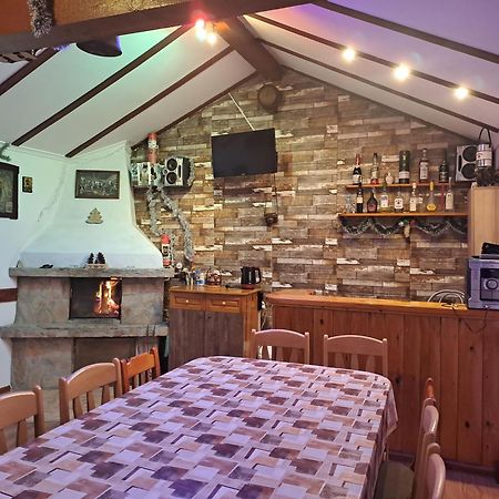 Guest House Lorian Madzhare Zewnętrze zdjęcie