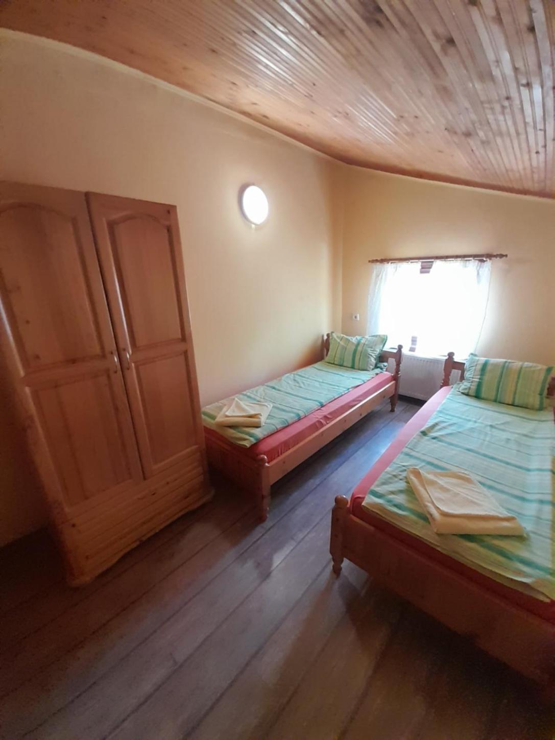 Guest House Lorian Madzhare Zewnętrze zdjęcie